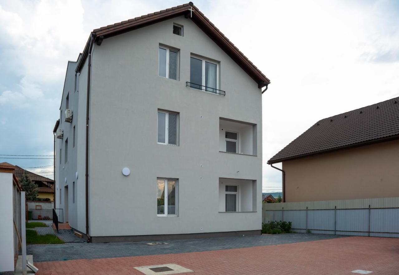 Solomon Apartments Ap 2 Sîngeorgiu de Mureş Eksteriør bilde